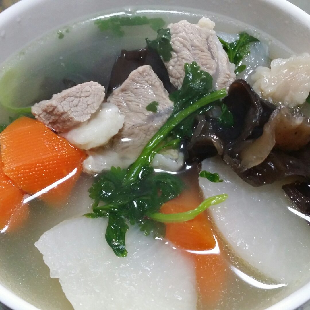 冬日御寒羊肉汤