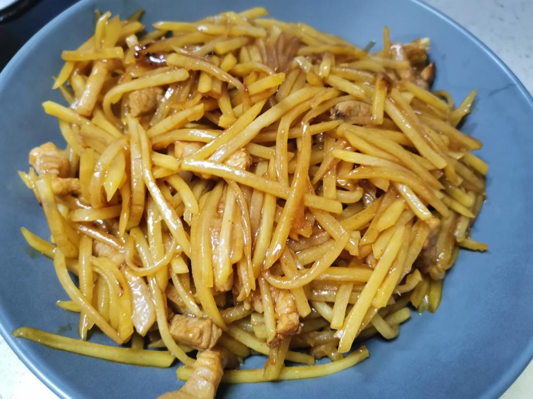 土豆丝炒肉