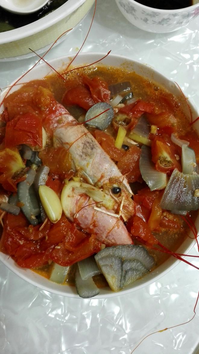 西红柿烩大虾的做法