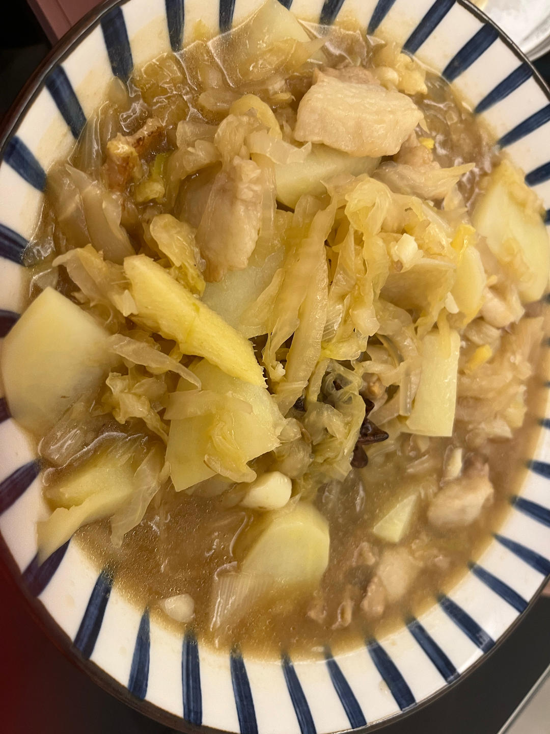 东北酸菜猪肉炖粉条