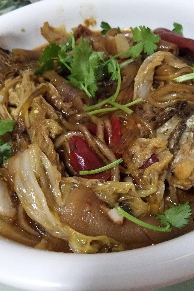 铁锅炖鱼