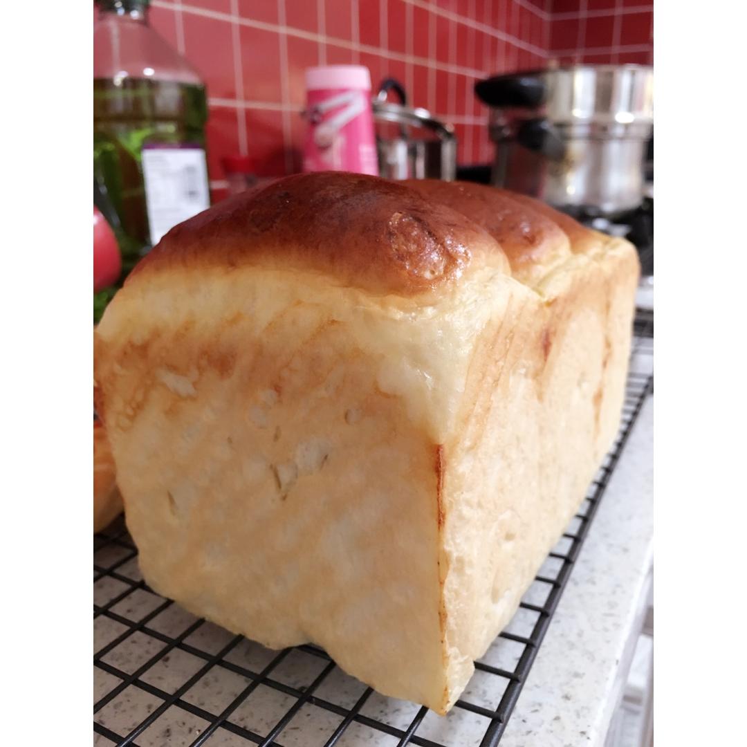 基础面包制作 Basic Bread (Loaf&Roll)