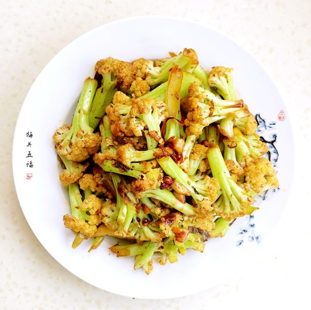 很“浪费”米饭的家常菜之一-------干锅菜花