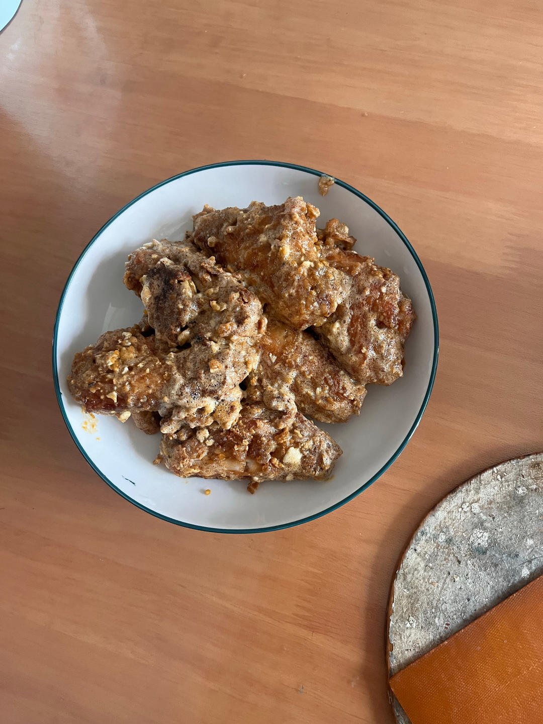 【鸡翅新吃法】咸蛋黄焗鸡翅