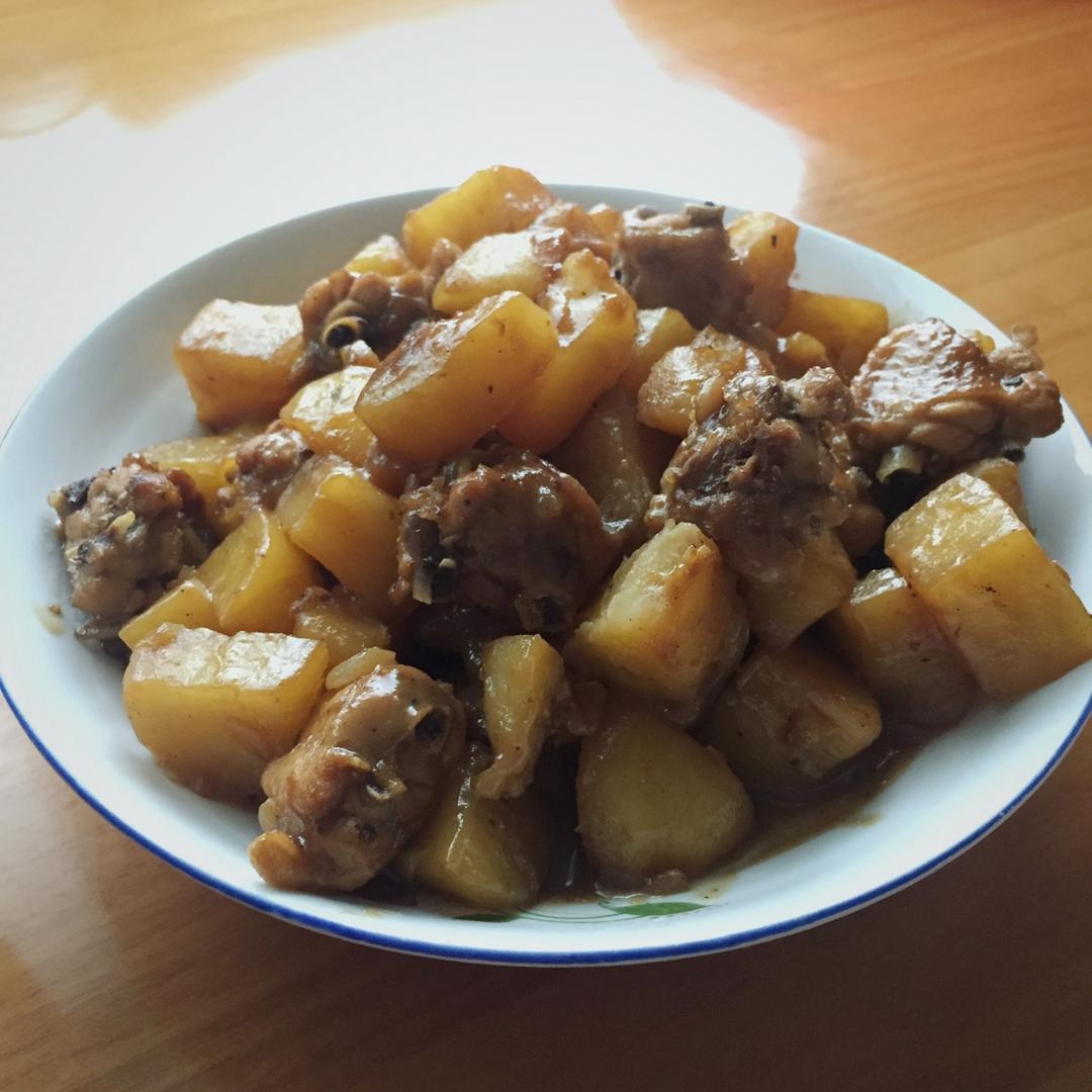 土豆焖鸡腿