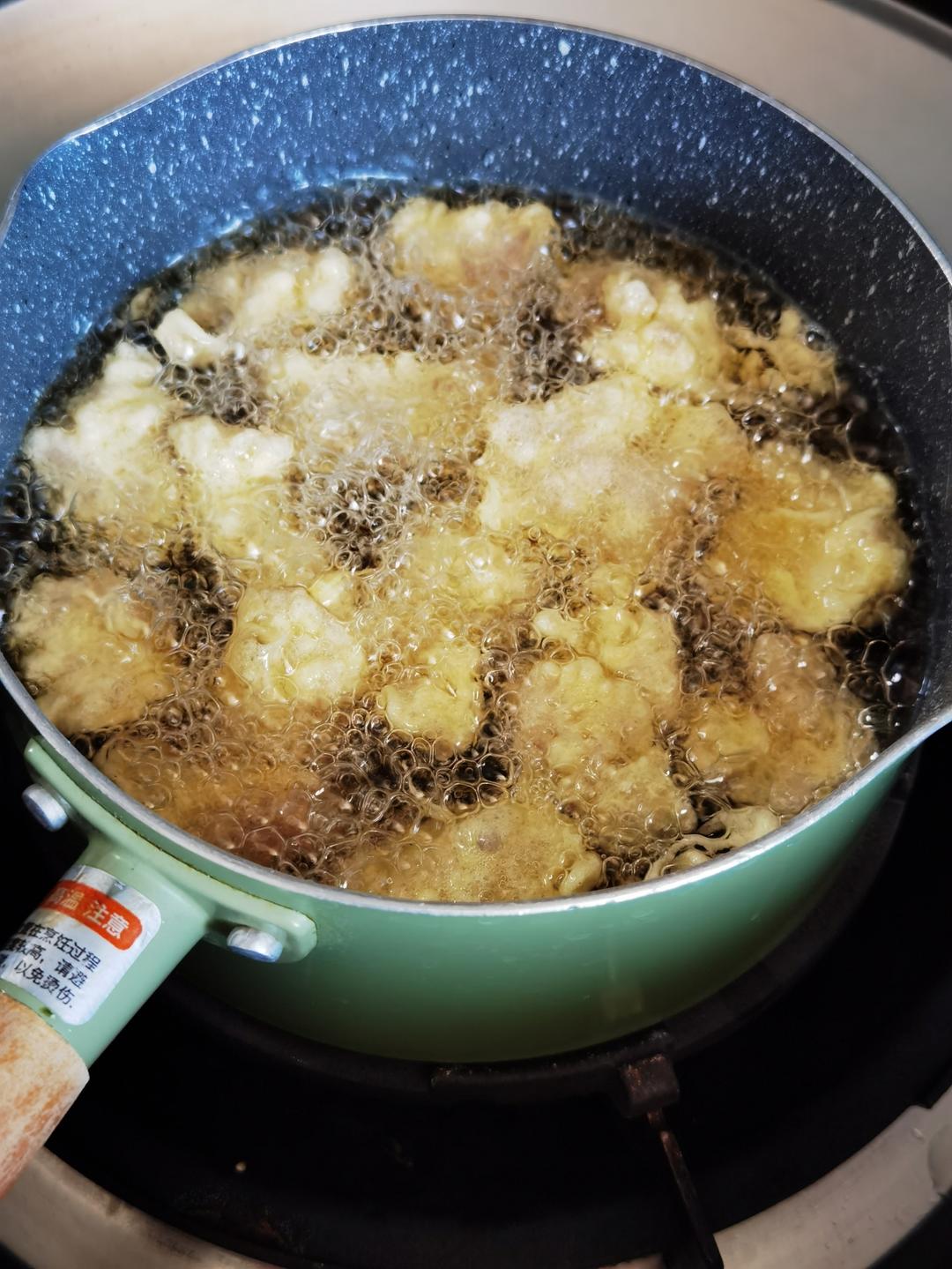 饭店里面糖醋里脊凭什么那么好吃，你看你也行