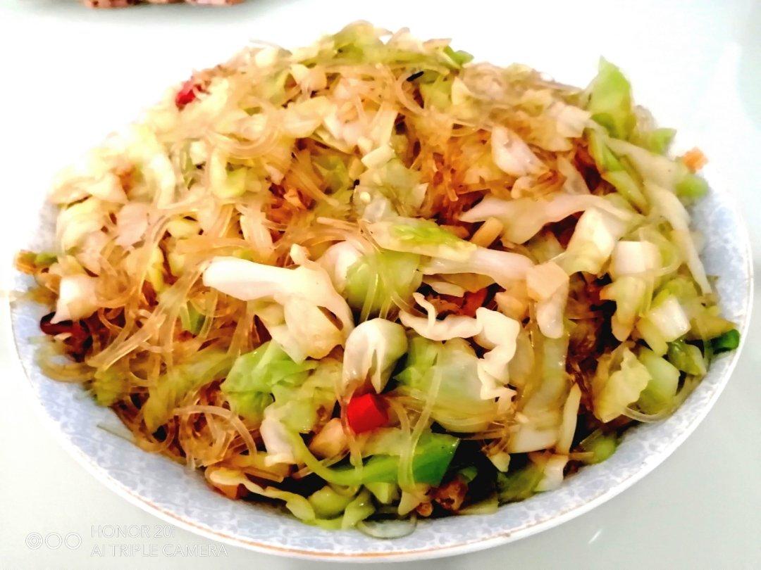 包菜炒粉丝