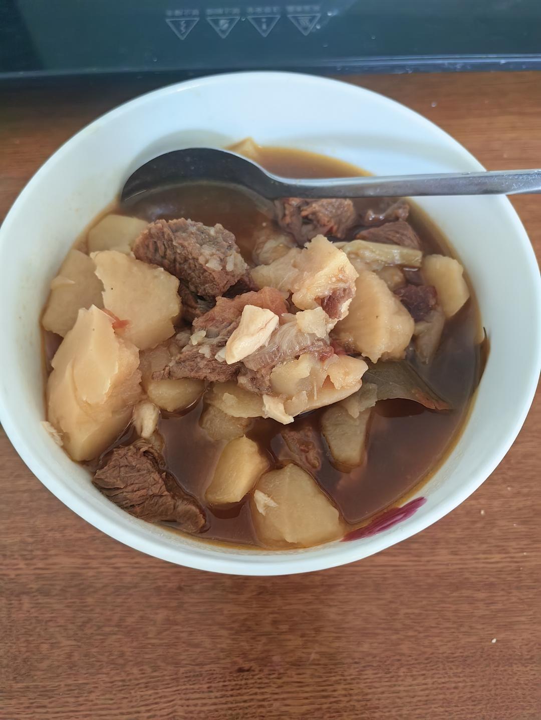 土豆炖牛肉（电饭锅版）