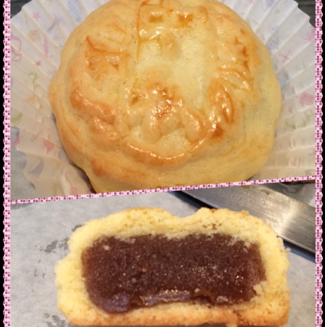 红莲蓉奶油皮月饼