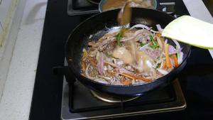 《尹餐厅》—韩式烤肉饭的做法 步骤6
