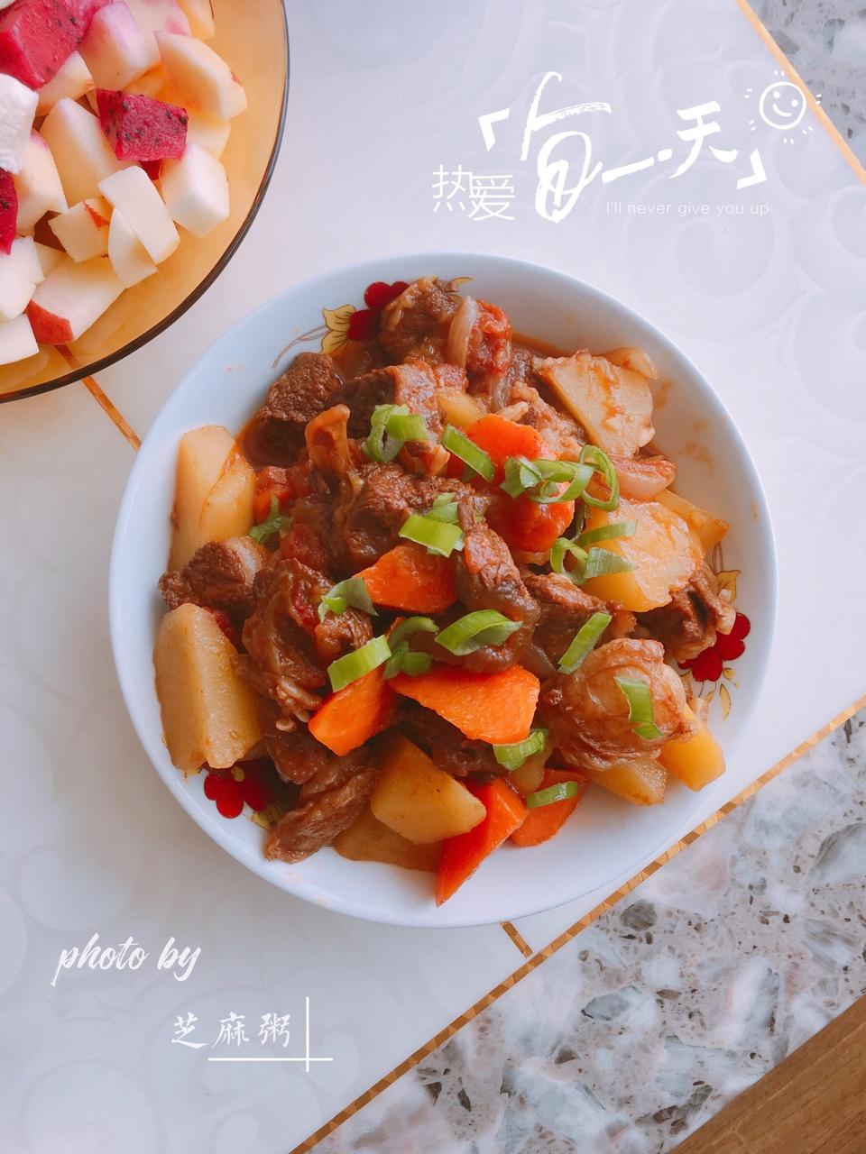 红烧牛肉土豆 （独家秘制）