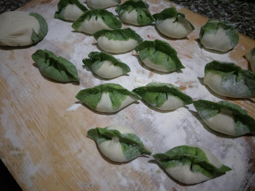 白菜（摆财）饺子，详细可爱*^o^*版