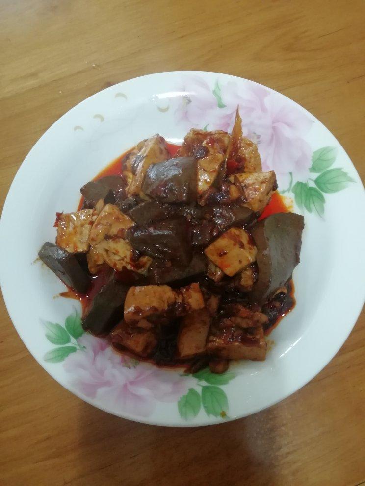 鸭血豆腐