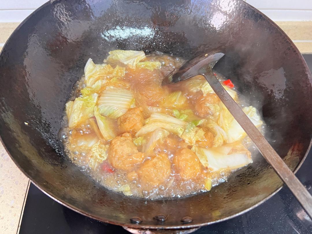 白菜炖丸子的做法 步骤4