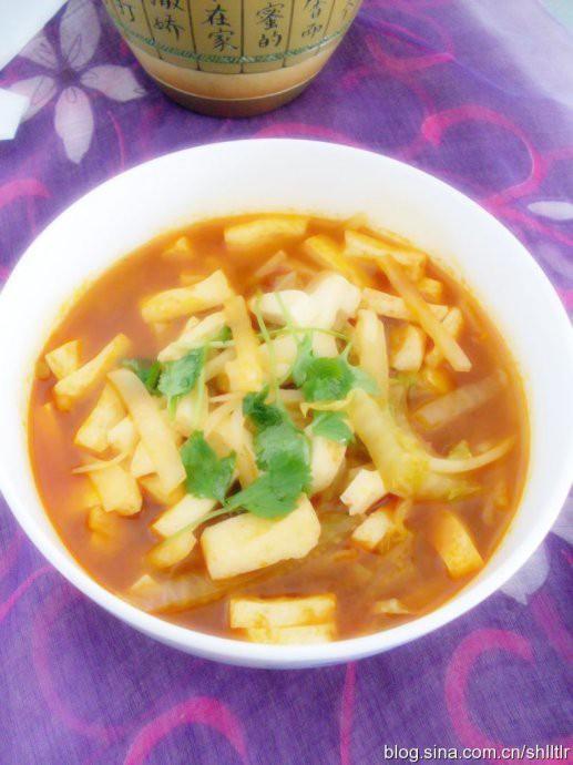 白菜萝卜豆腐汤