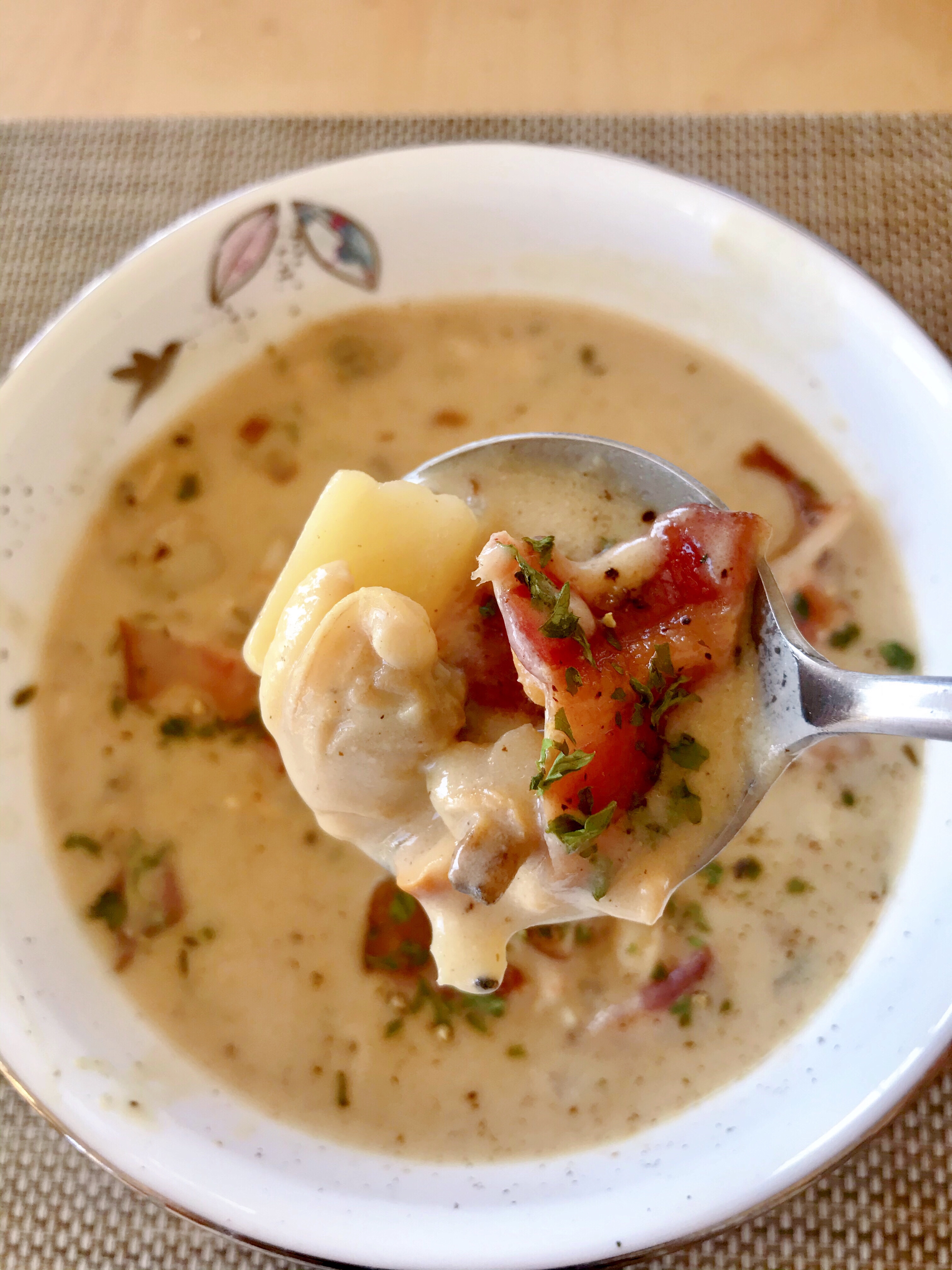 美式奶油蛤蜊浓汤Clam Chowder最爱的秋冬西式浓汤