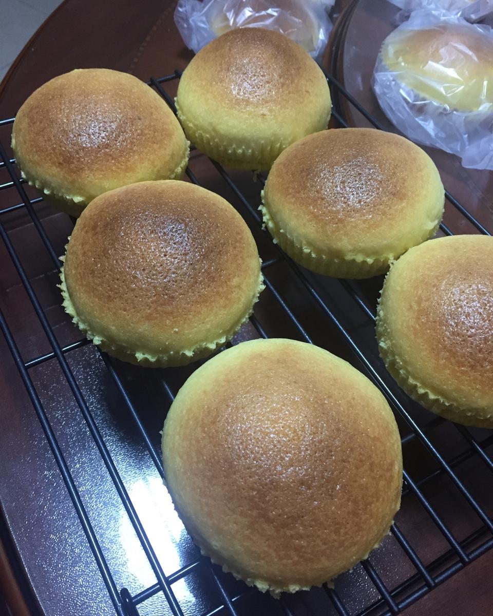 好吃到出炉就被抢光的墨西哥红豆面包