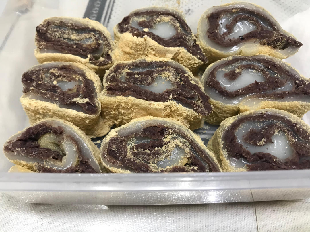 此配方做出的驴打滚无比软糯，放一天还是软的