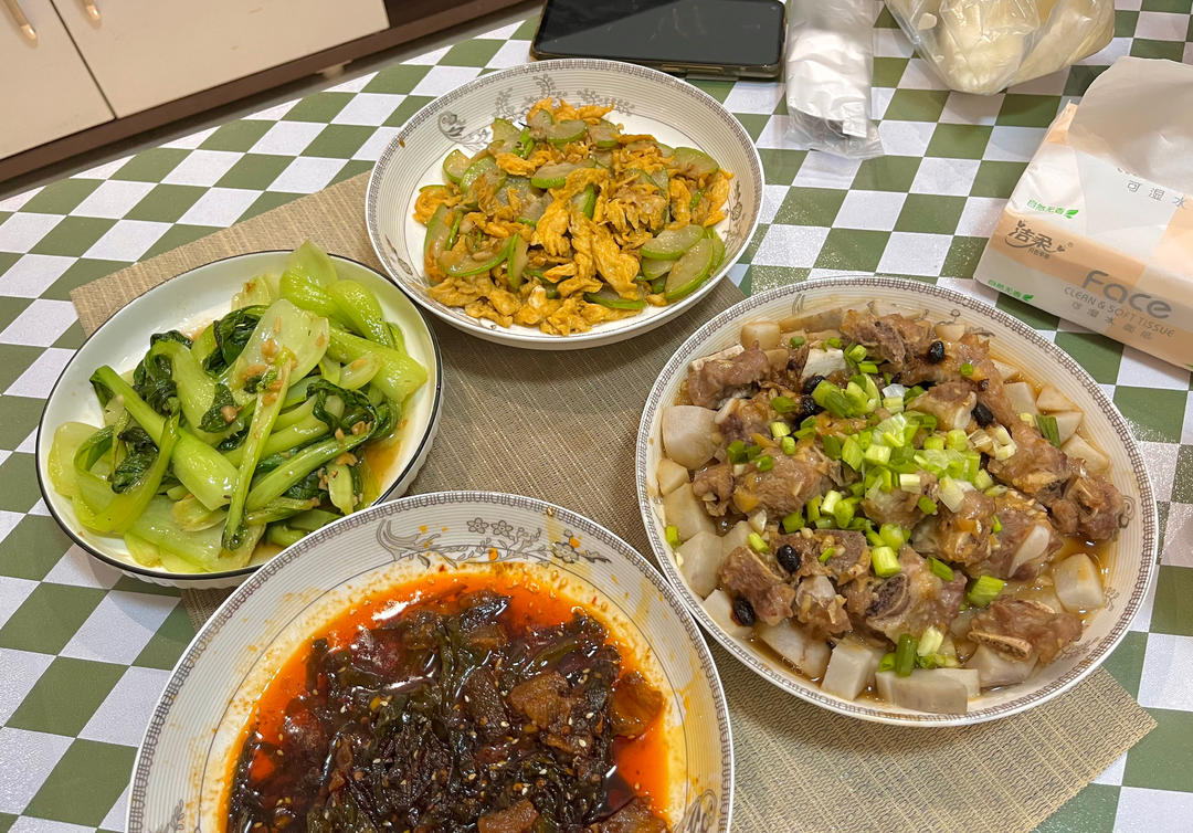 清香的西葫芦炒鸡蛋