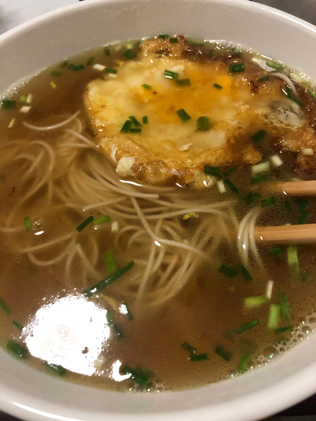 早餐来一碗清汤面，色香味俱全！
