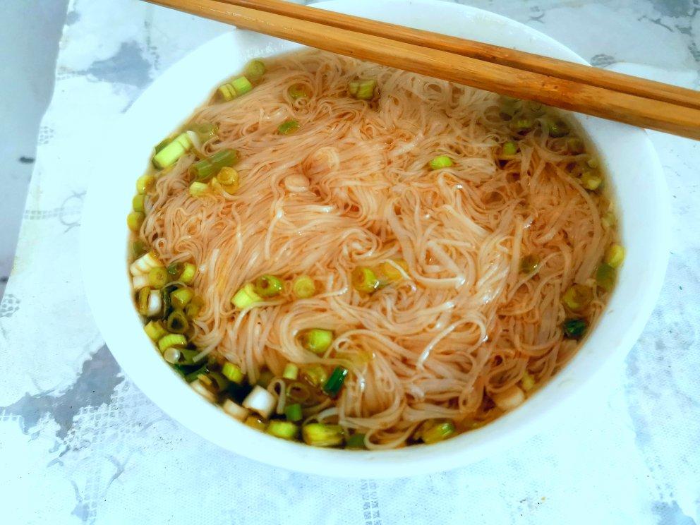 一碗热汤面