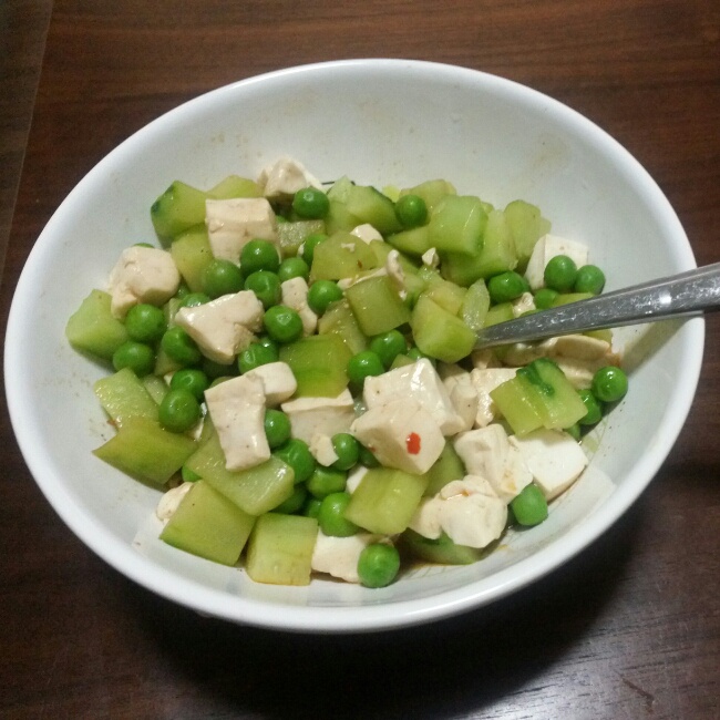 黄瓜拌豆腐