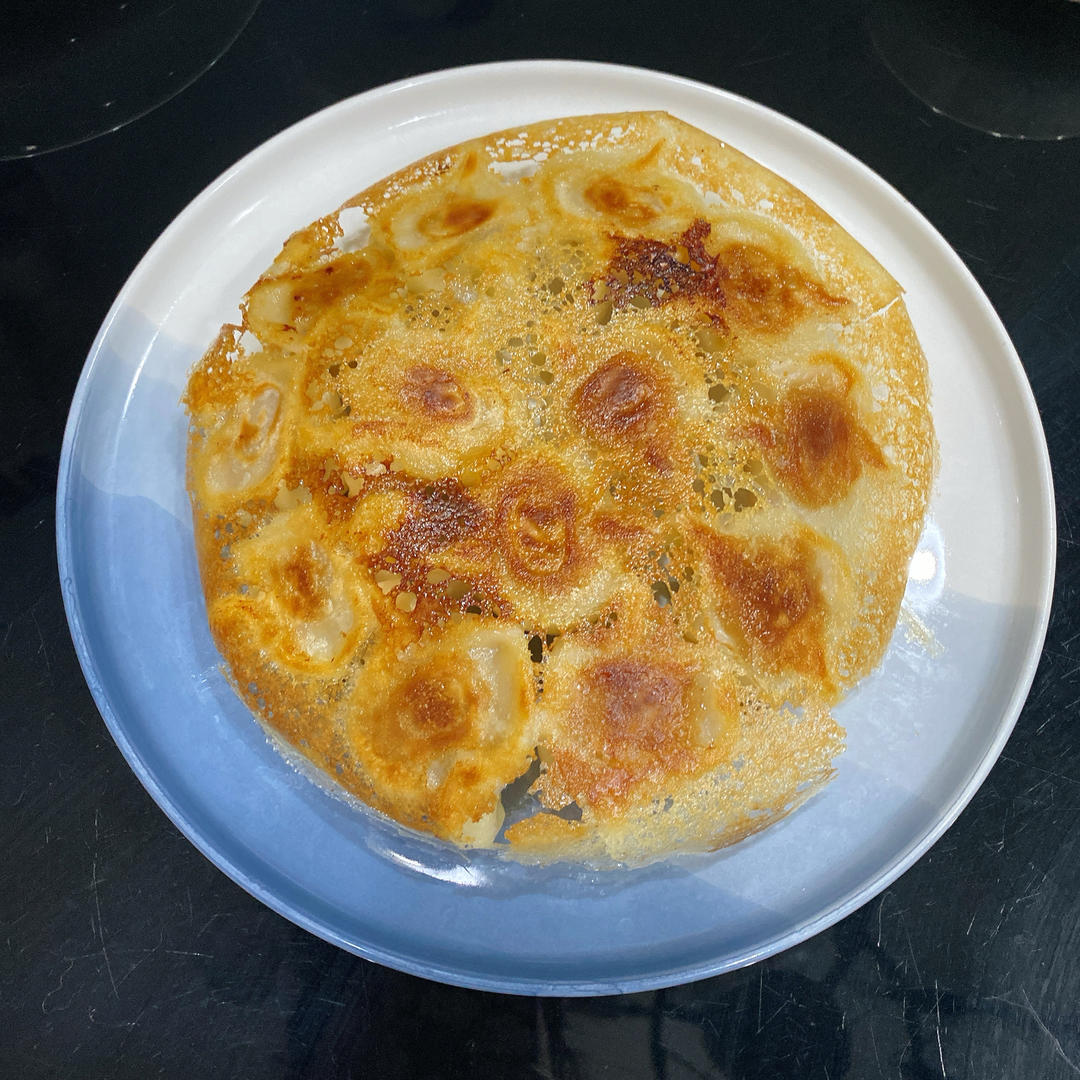 2020.7.20记录晚餐  一不小心被做成了锅贴的「素三鲜饺子」