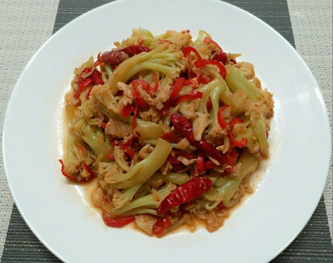 家常花菜炒肉