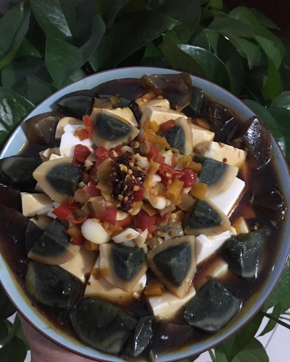 皮蛋拌豆腐（从这道菜说起，如何拌出好吃的凉拌菜）