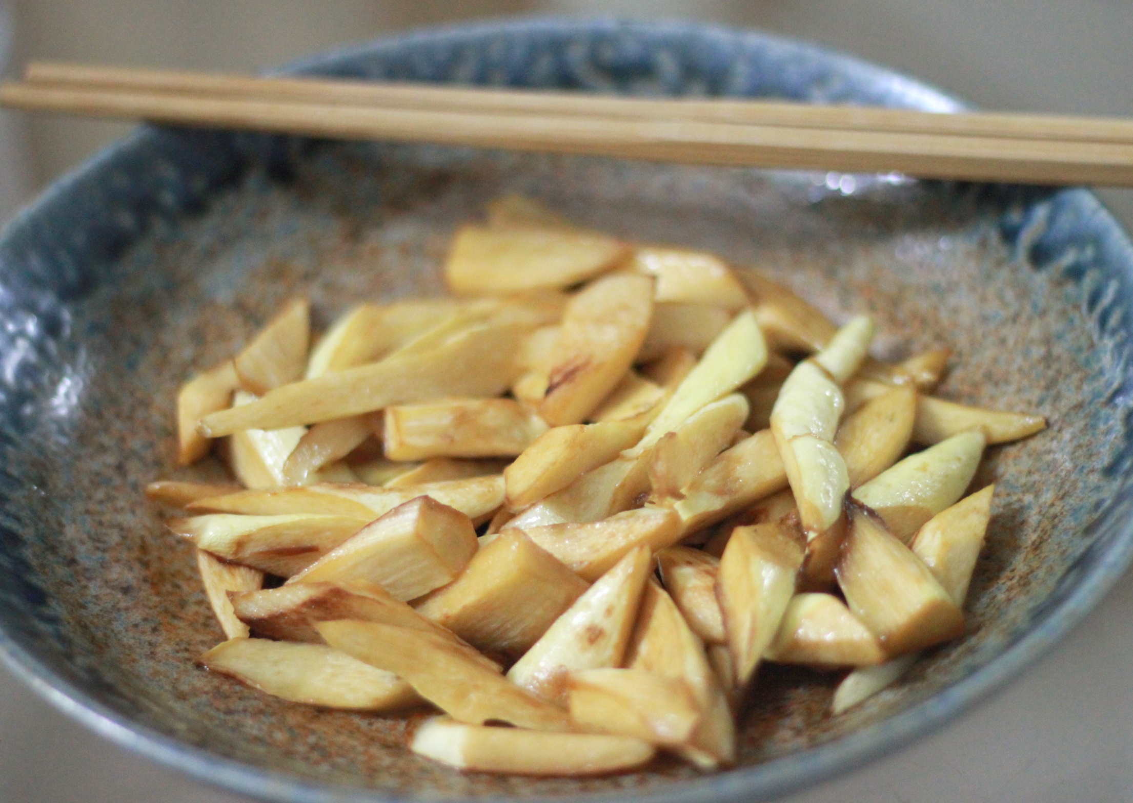 油焖茭白