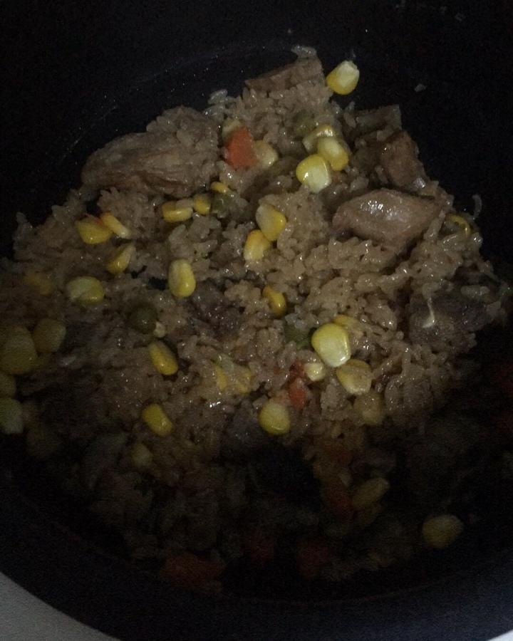 喷香排骨焖饭（爆好吃）