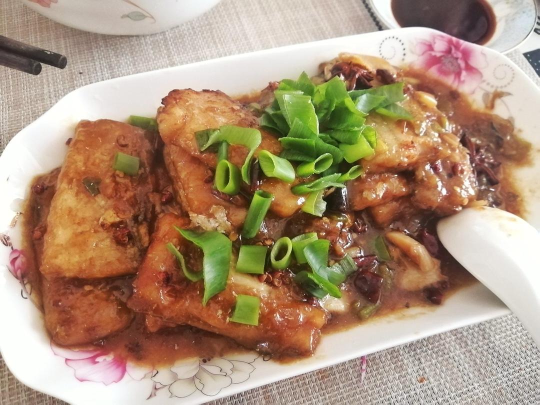 零失误的红烧带鱼，经典家常菜，吃了就忘不掉的味道