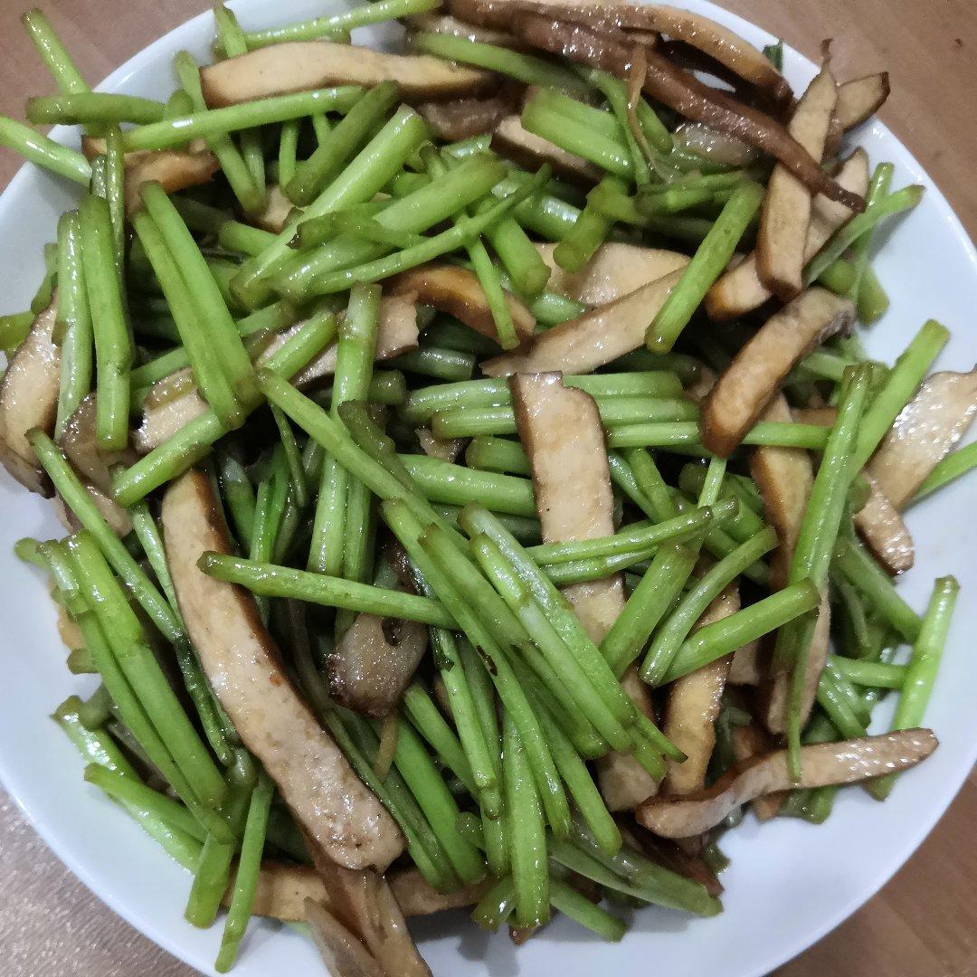 芦蒿炒香干