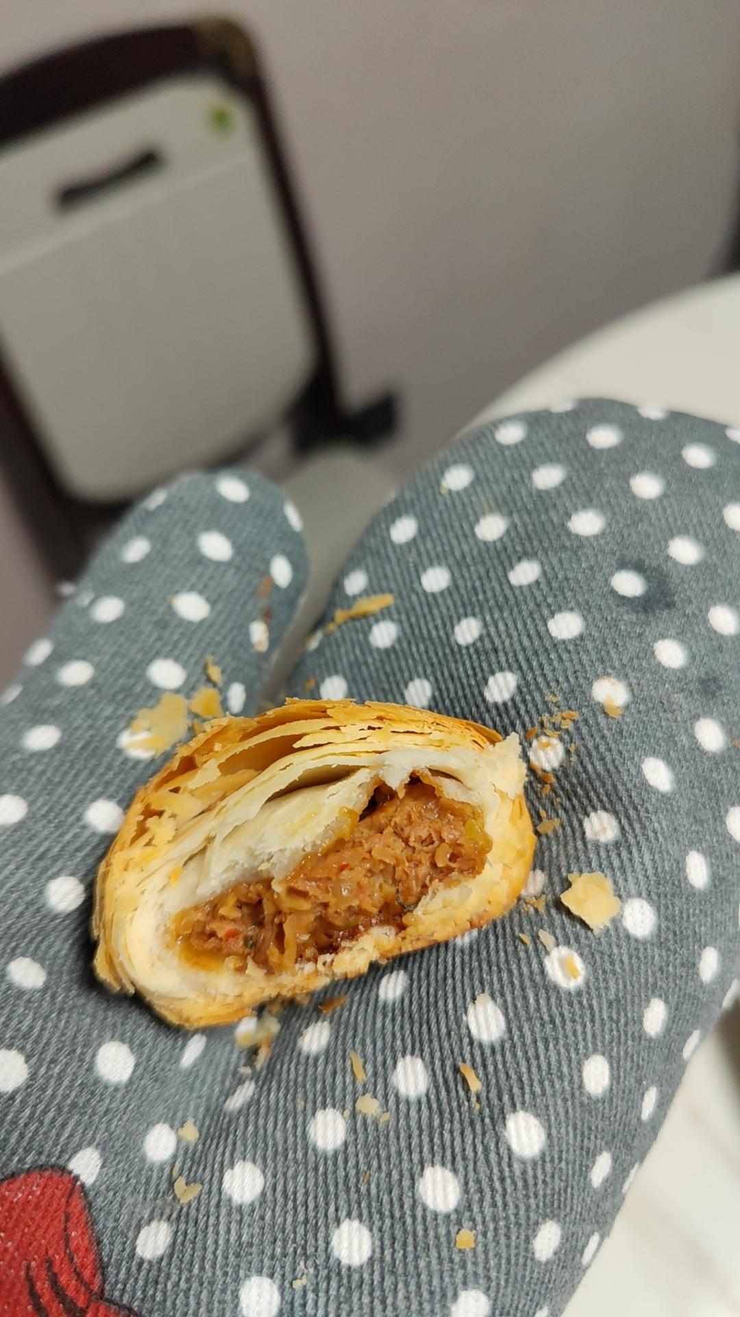 泳式鲜肉榨菜月饼