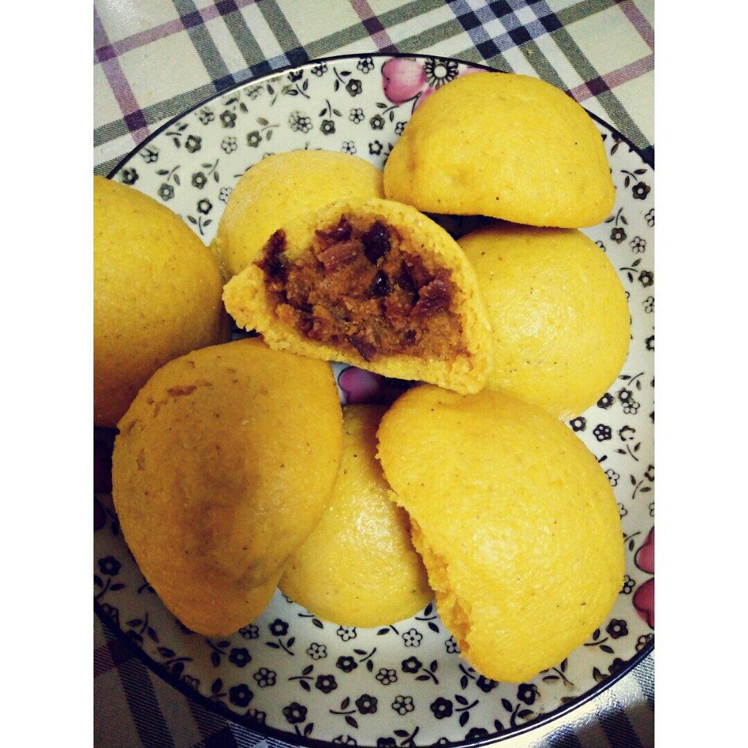 玉米面裹馅饽饽