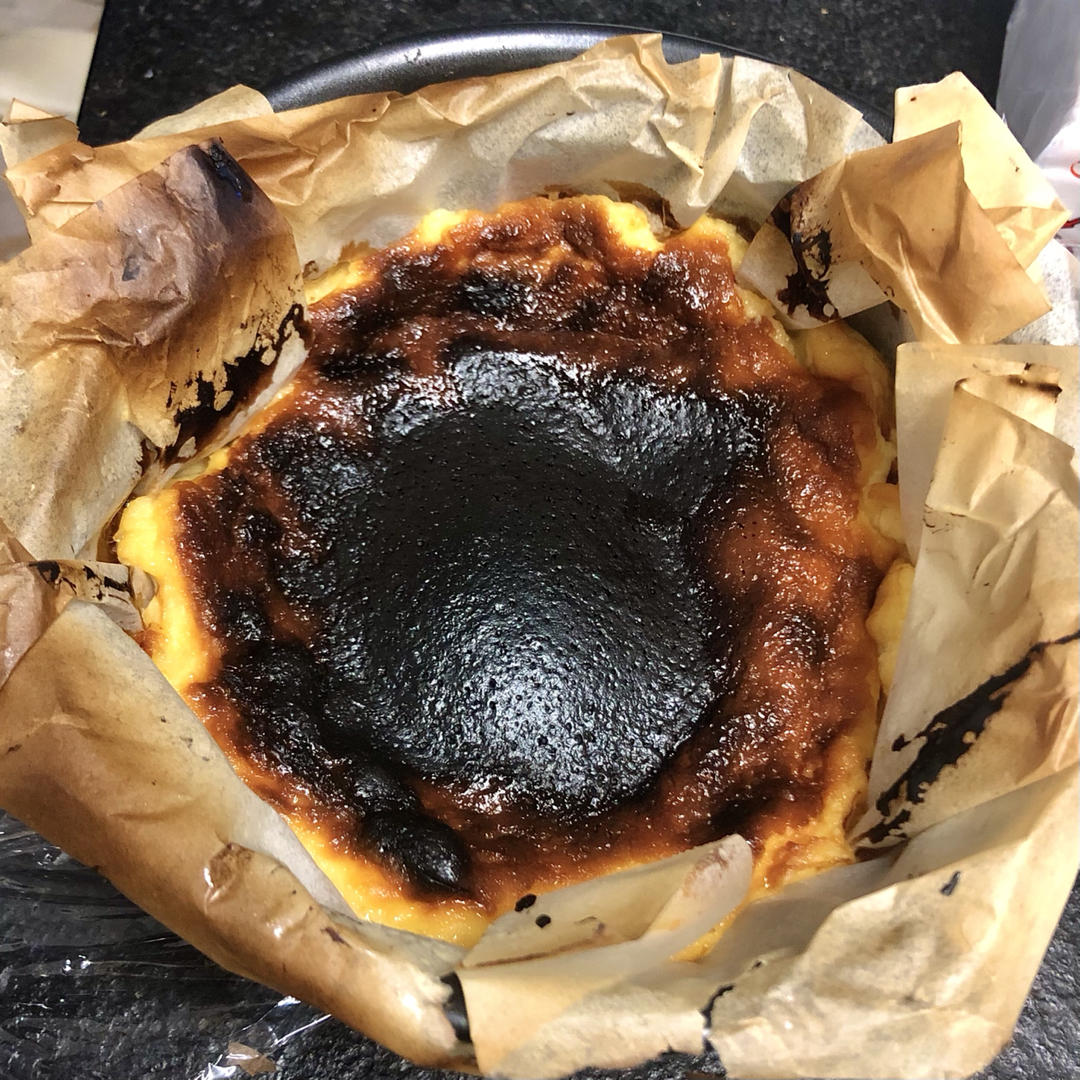 消耗马斯卡彭（模仿巴斯克芝士蛋糕）
