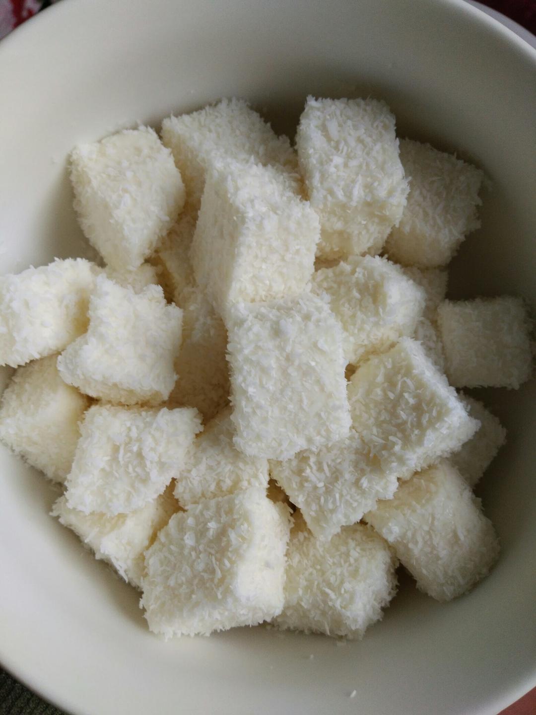 椰蓉牛奶小方