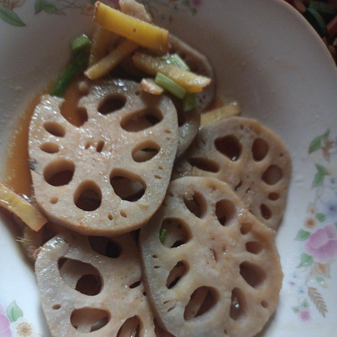 全家都爱吃的清炒藕片😋