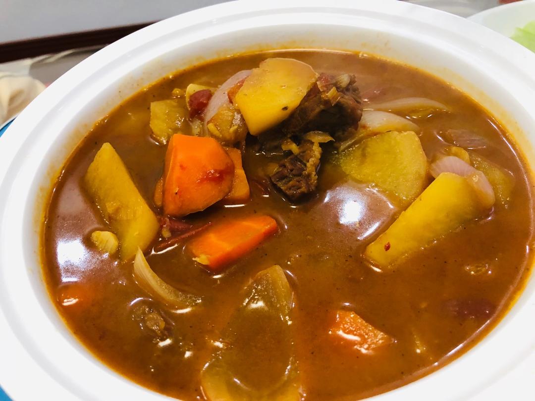 番茄土豆炖牛腩