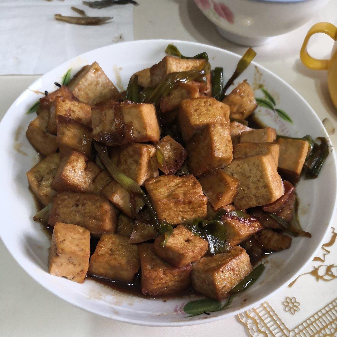 葱烧豆腐