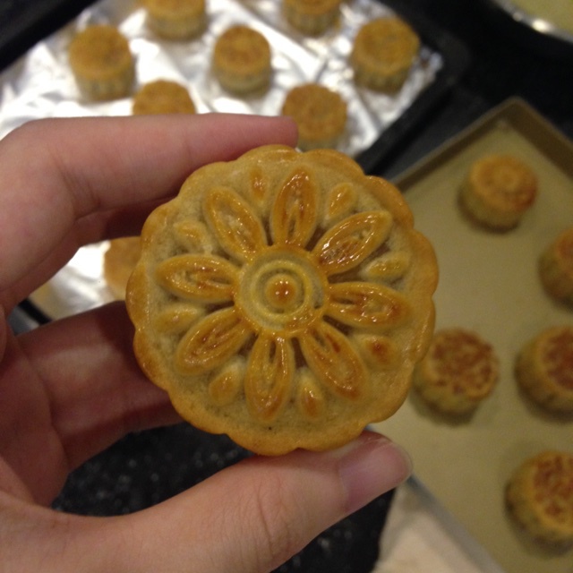 广式月饼——蛋黄莲蓉月饼