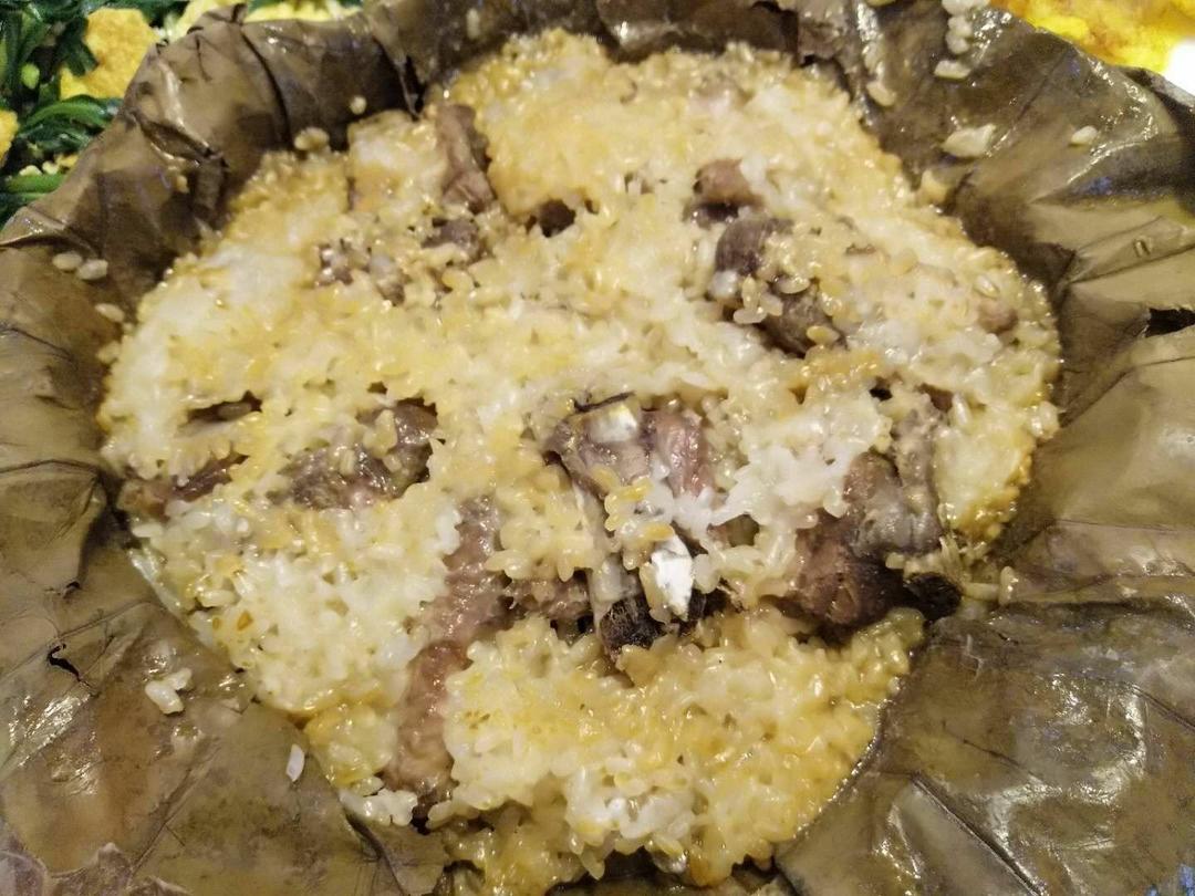 荷叶糯米蒸排骨