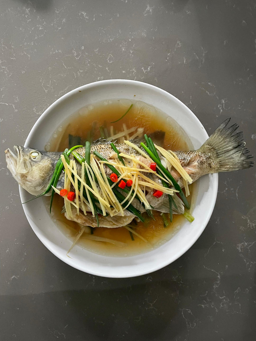 清蒸鲈鱼（蒸箱版）