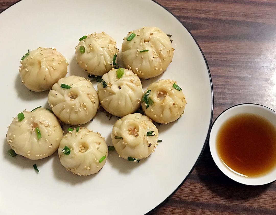 早餐来一锅香脆的生煎饺子