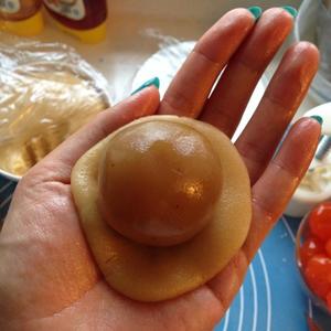 广式蛋黄莲蓉月饼的做法 步骤11