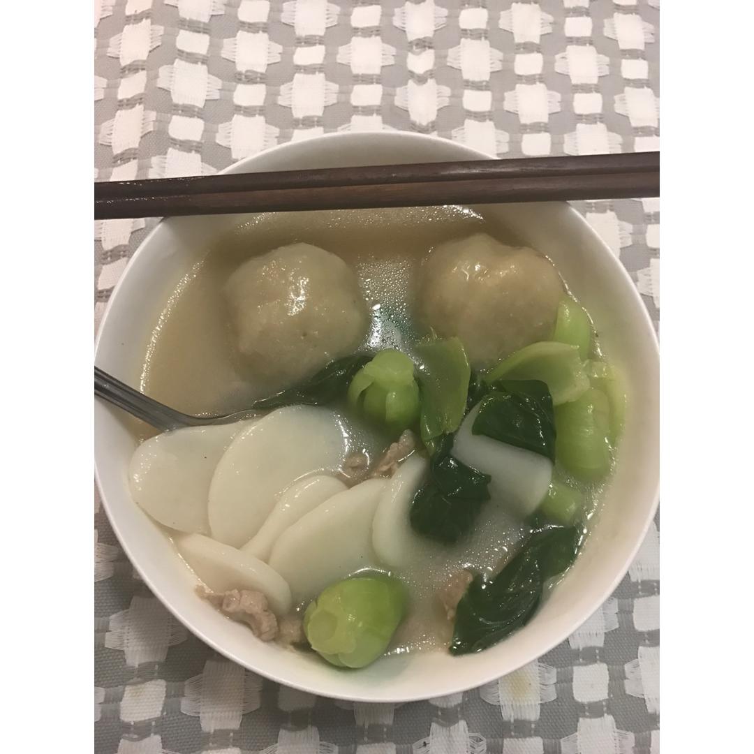 家的味道：青菜肉丝年糕汤