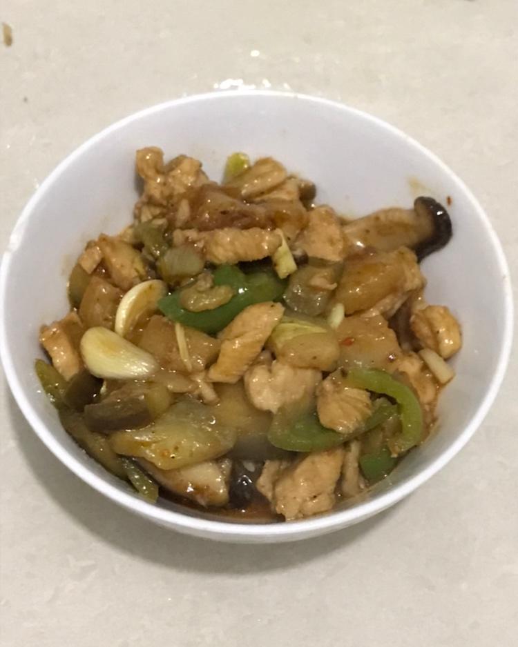 香菇茄子炒鸡丁