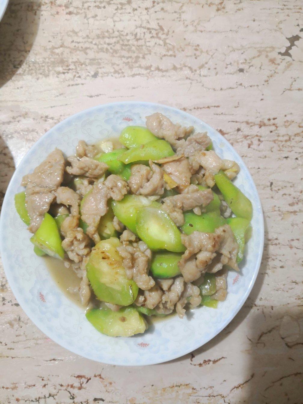 丝瓜炒肉