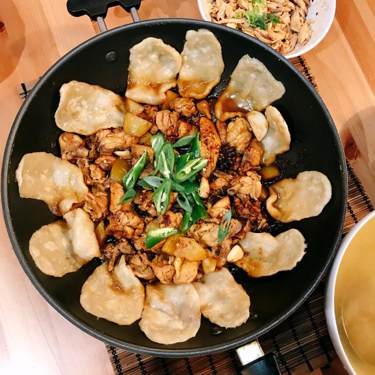 地锅鸡+自制红油【曼食慢语】