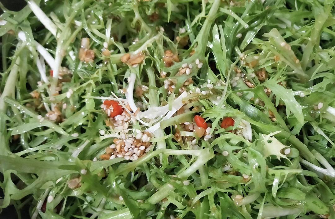 年夜饭必做的一道凉菜凉拌苦菊